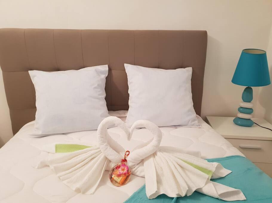 Sainte-anne, Location T2 Sun Hollidays Appartement *