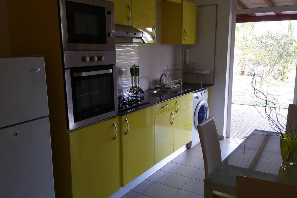 Appartement Sainte-anne, Location T2 Sun Hollidays *